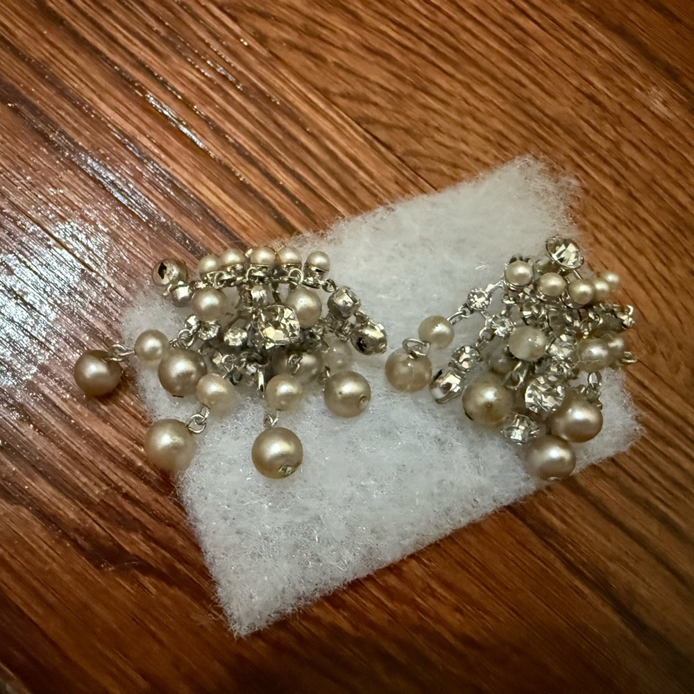 Elegant Pearl and Crystal Drop Clip On Earrings